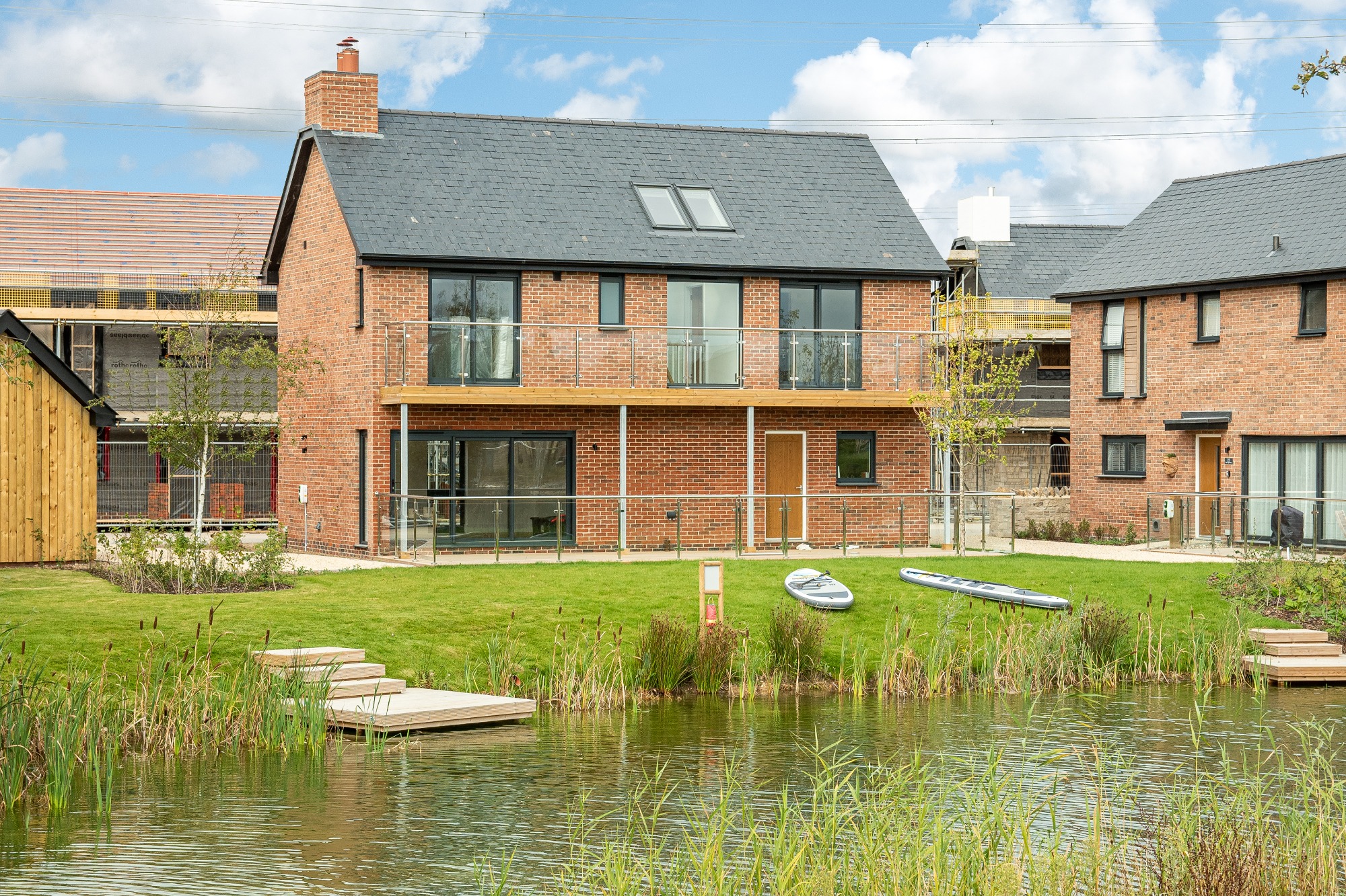 4 BED SUMMER HOUSE V1